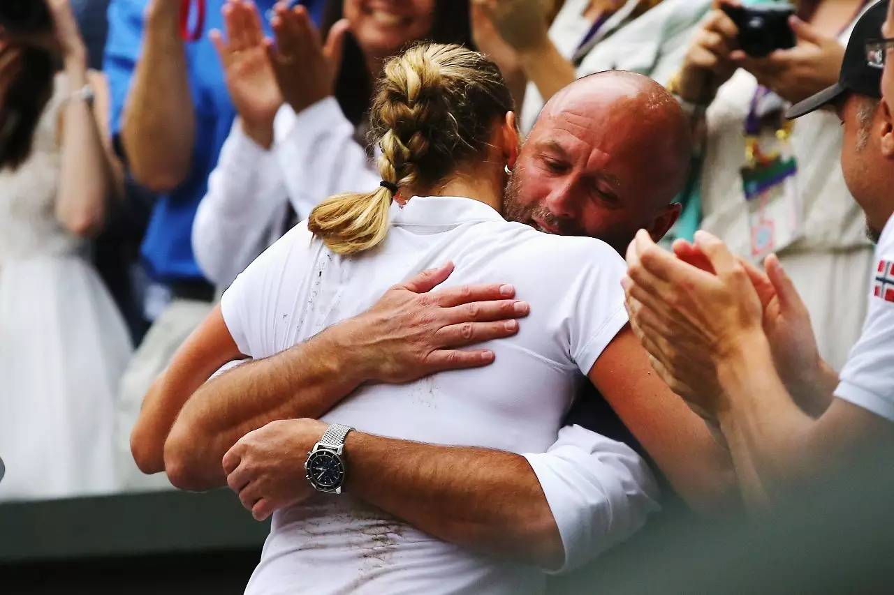 九游-阿扎伦卡巅峰对决，莎拉波娃与70激战MAD分钟，高光表现胜负难料！的简单介绍