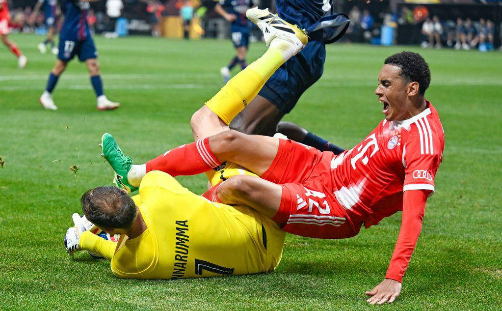 九游娱乐-穆古鲁扎爆冷击败拜仁，出色防守引爆全场！的简单介绍